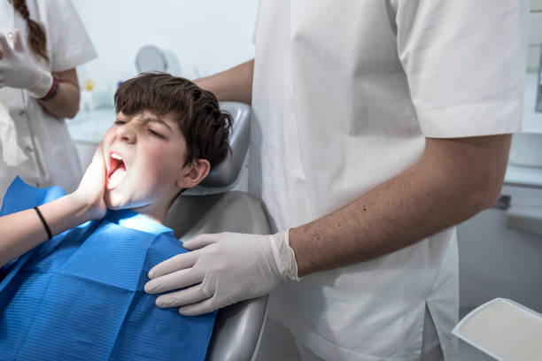 Best Emergency Tooth Extraction  in Elliston, VA